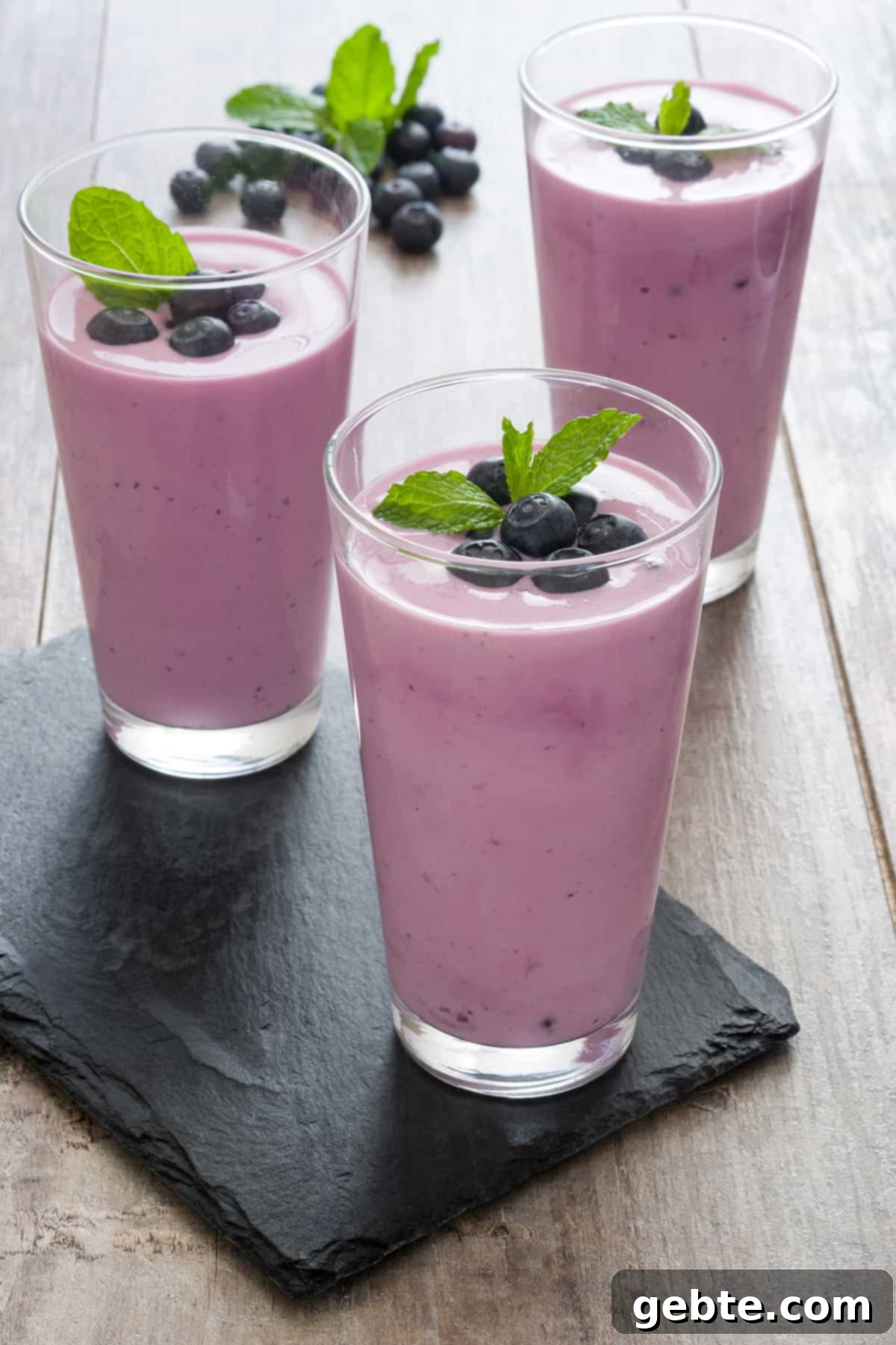 Το Δικό σου Smoothie: Εκτυπώσιμα και Συνταγές 3 Σμούθι με μπανάνα, μύρτιλο και μάνγκο