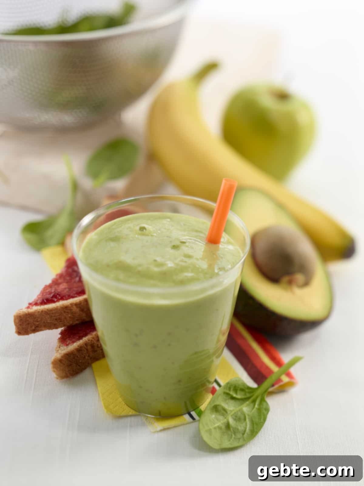Το Δικό σου Smoothie: Εκτυπώσιμα και Συνταγές 4 Πράσινο σμούθι με λαχανικά