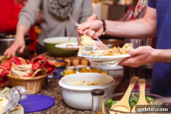 Οδηγός Υγιεινού Γιορτινού Τραπεζιού 8 Potluck πάρτι με φίλους για τις γιορτές