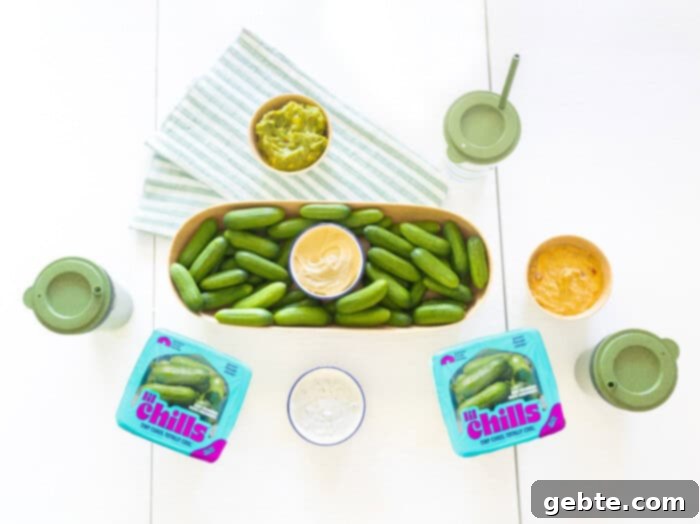Ποικιλία από βουτήματα με Nature Fresh Farms Lil’ Chills™ μίνι αγγούρια