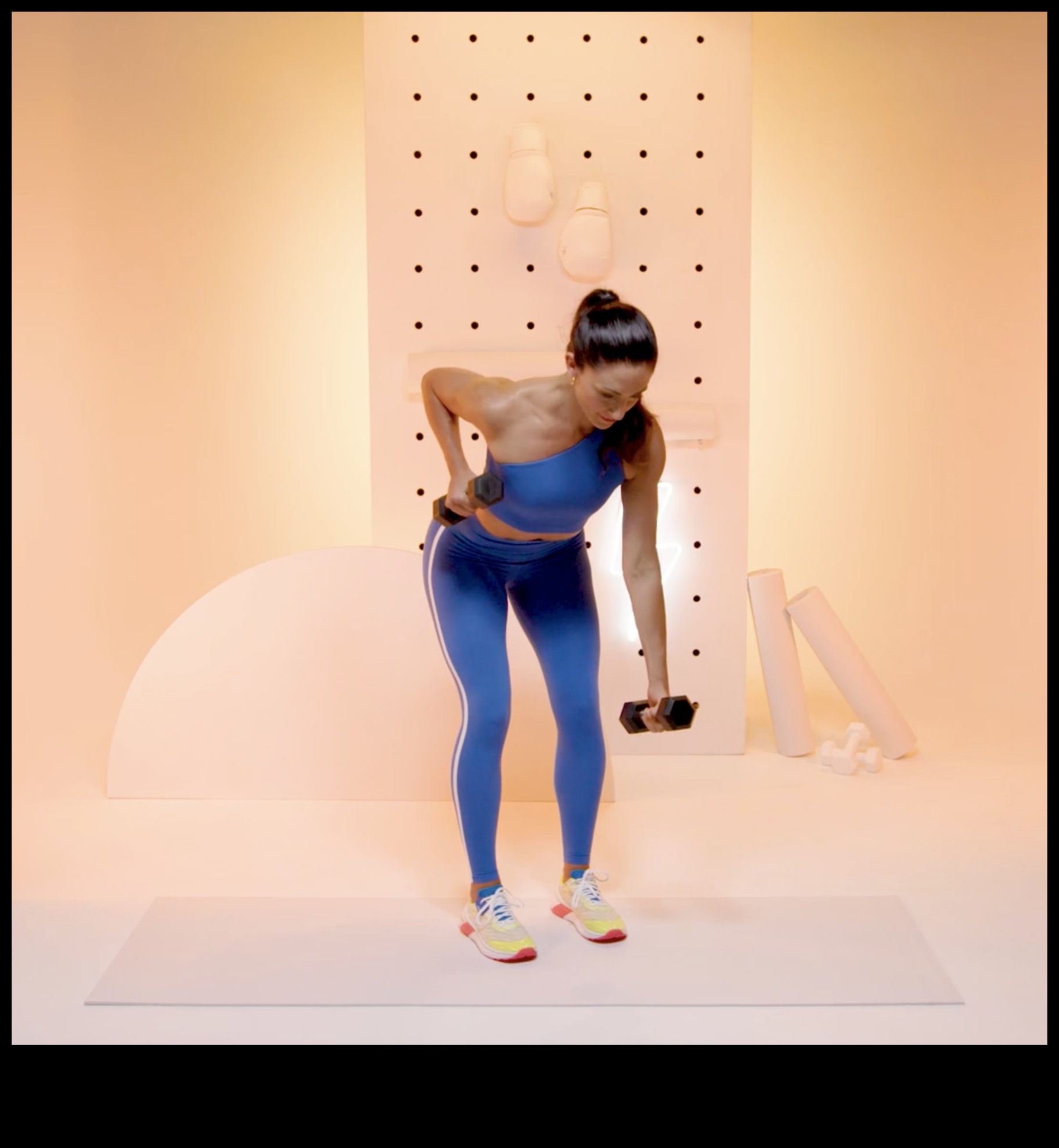 Upper Arm Uprising: Ασκήσεις για Δυνατό και Λαξευμένο Εμφάνιση