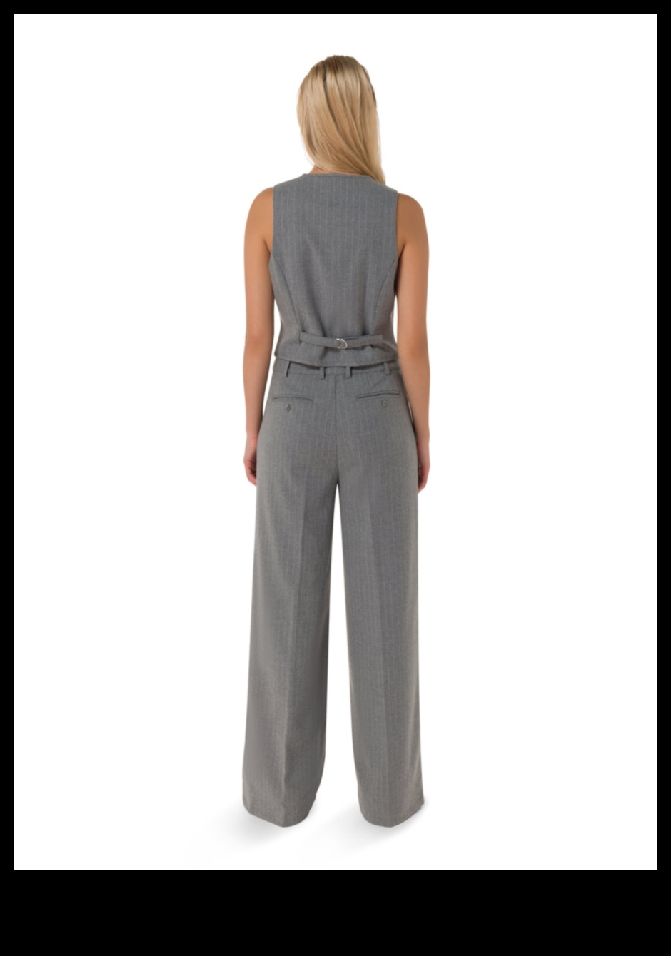 Chic Charisma: Αποπνέετε μαγνητική κομψότητα μέσα από το στυλ σας