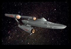 Αστρο-Πρωτοπόροι Πηγαίνοντας Τολμηρά Εκεί που Κανείς Δεν Πήγε Προηγουμένως