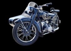 Η αδρεναλίνη περιμένει τη συγκίνηση των μοτοσυκλετών υψηλών επιδόσεων Κάντε μια βόλτα στην άγρια ​​έκφραση με αυτές τις μοτοσικλέτες υψηλών επιδόσεων που θα κάνουν την καρδιά σας να χτυπά δυνατά.