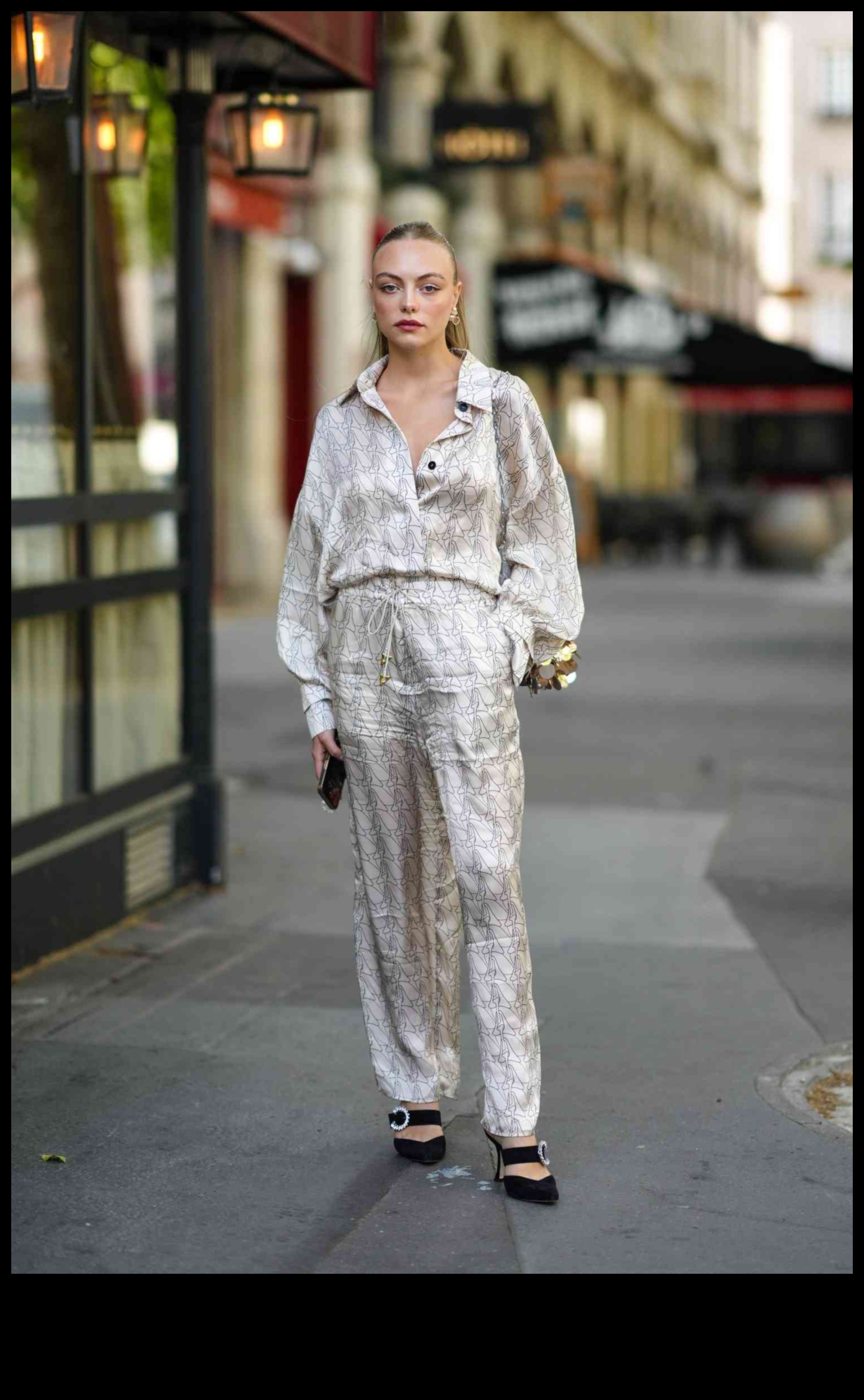 Effortless Chic: Κομψά ρούχα για μια χαλαρή ατμόσφαιρα