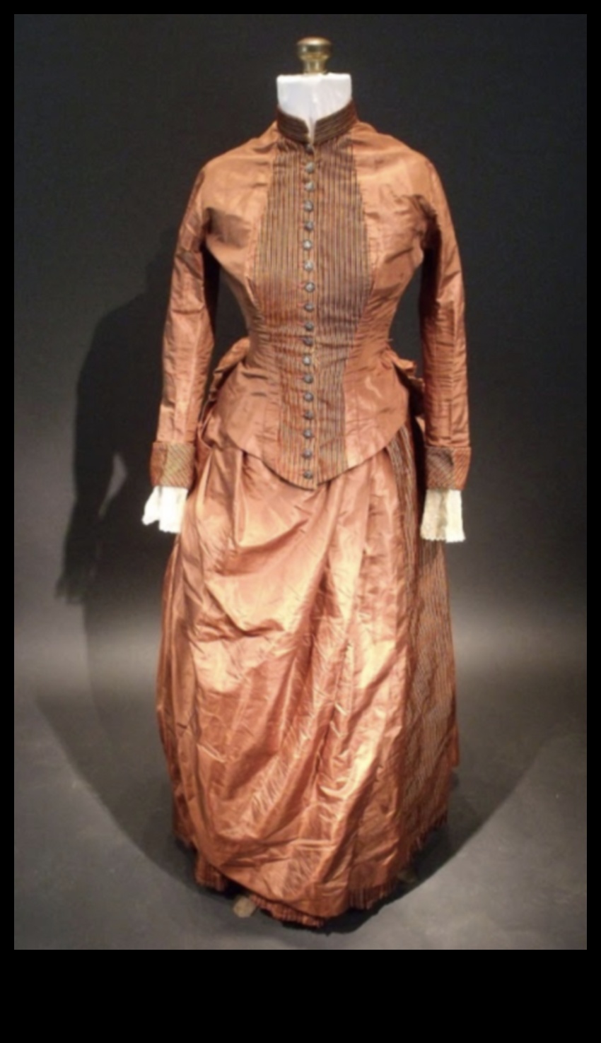 Ενδυματολογικός κώδικας αποκωδικοποιημένος: Κατανόηση των μυστικών της μόδας