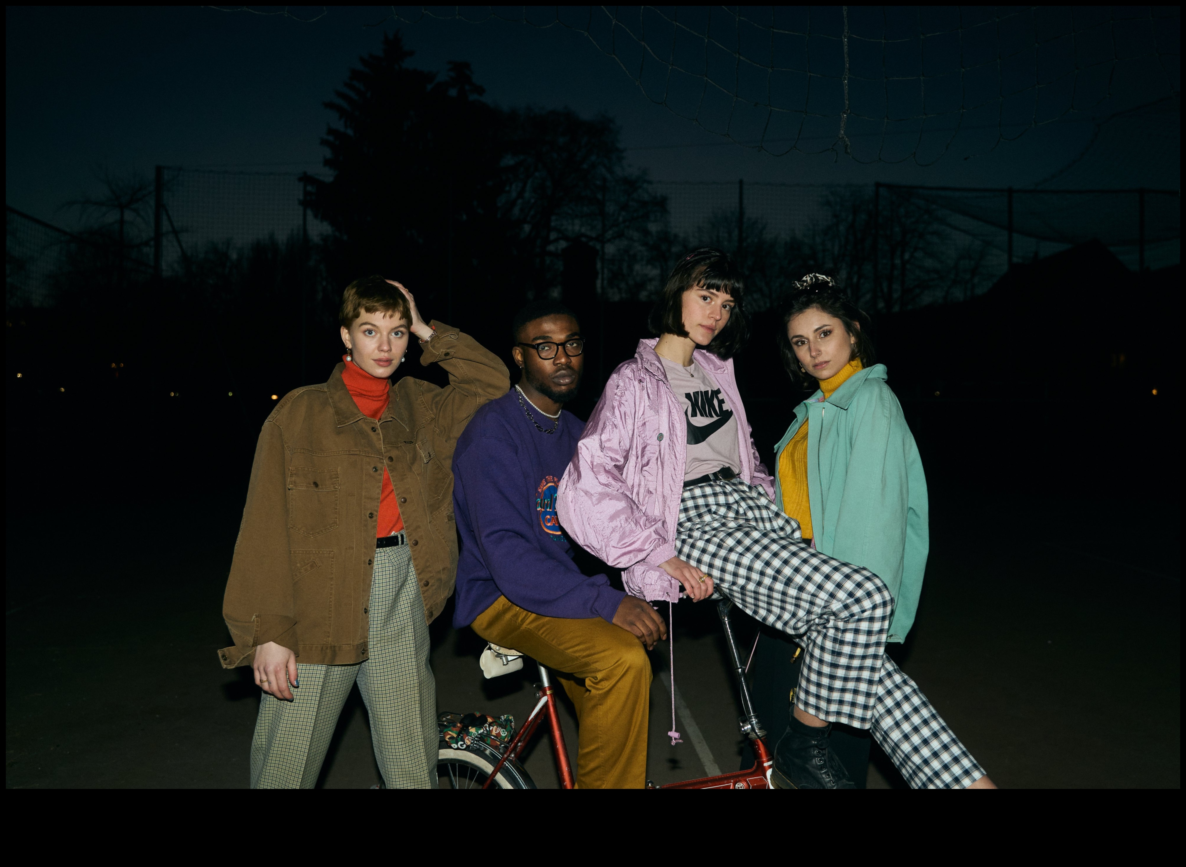 Glamour Gazette: Vintage Outfits Headlining Fashion Stories