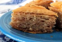 Divine Baklava Bar Recipe: Flaky, Nutty Mediterranean Dessert