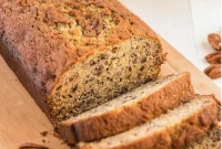 Moist Banana Nut Bread Recipe with Walnuts and Cinnamon