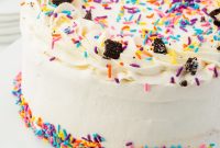 Decadent Homemade Ice Cream Cake Recipe for Parties