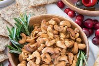 Spicy Rosemary Roasted Cashews Recipe for Crispy, Savory Snacks