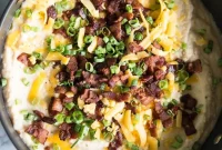 Loaded Cauliflower Soup Recipe: Creamy Bacon and Cheddar Bowl