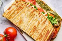 Protein-Packed Cottage Cheese Flatbread (Gluten-Free, Flourless)