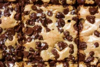 Chewy Chocolate Chip Cookie Bars Recipe for Any Occasion