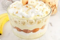 Creamy Banana Pudding Trifle Recipe for Parties and Potlucks