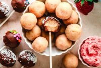 Strawberry Vanilla Cake Pops Recipe for Perfect Party Treats