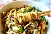 Potsticker Noodle Bowls: Savory Pork Dumpling Ramen Bowl