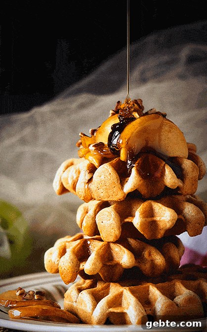 Apple Pie Waffles | PasstheSushi.com