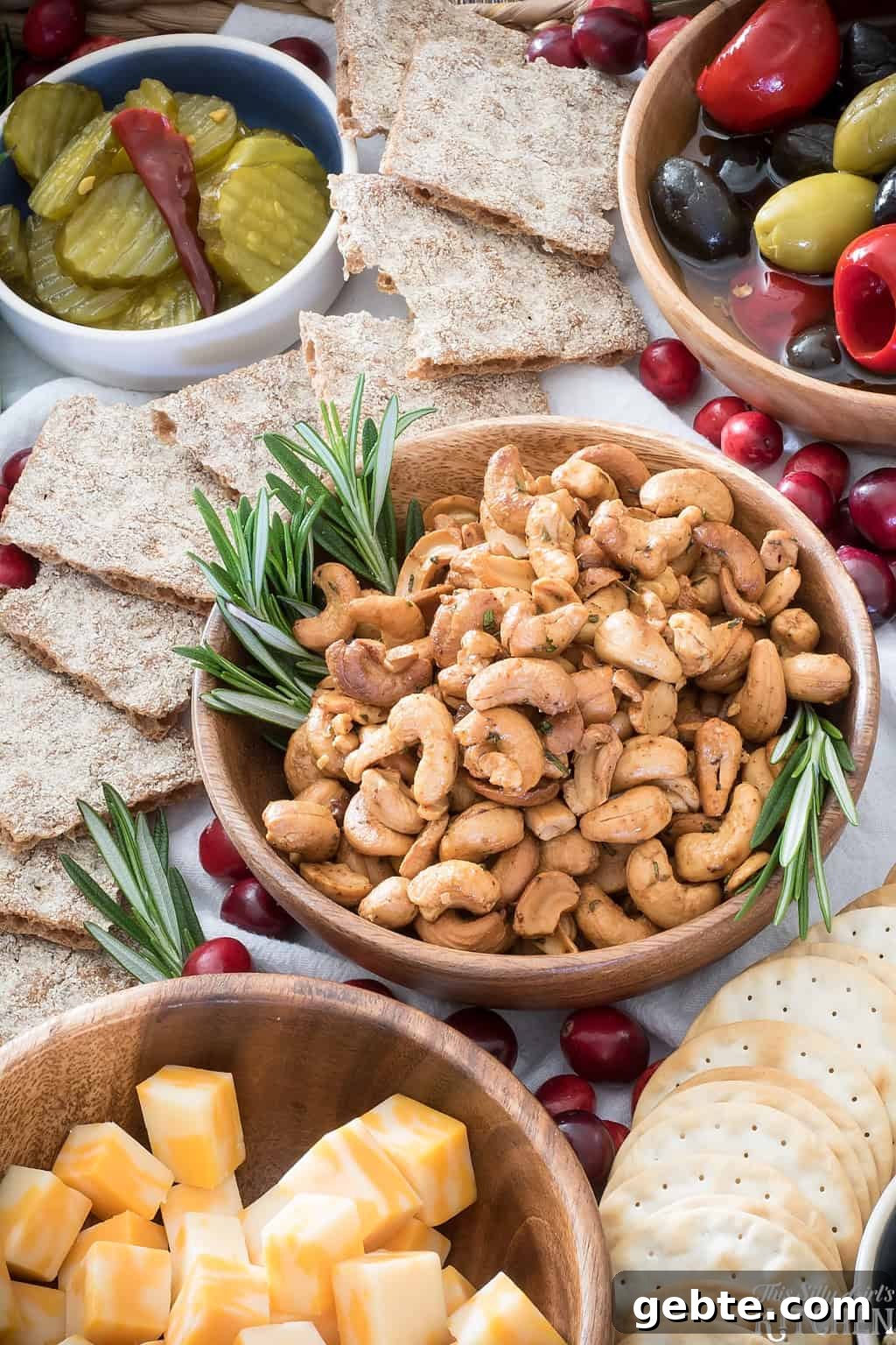 Spicy Rosemary Roasted Cashews Spicy Rosemary Roasted Cashews