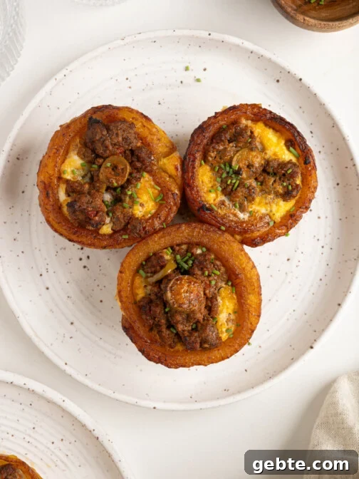 a plate of piononos