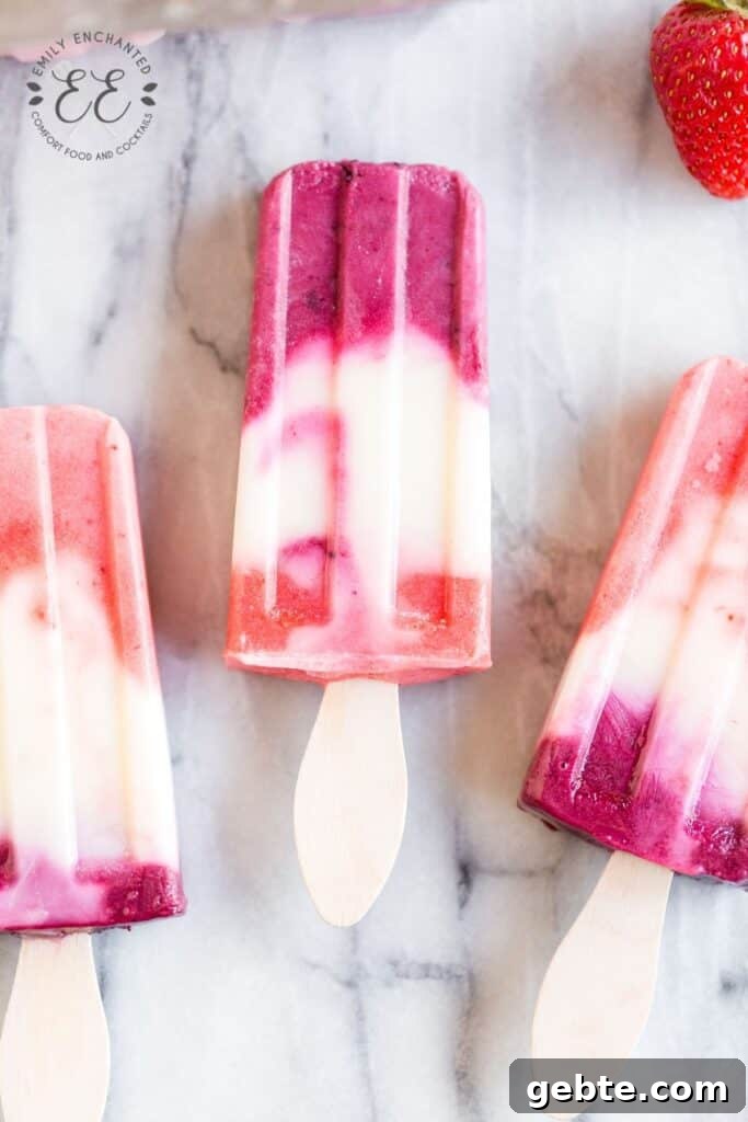 Strawberry and Blueberry Popsicles Strawberry and Blueberry Popsicles