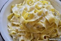 Aegean Alfredo Sauce with Olive Oil, Lemon & Feta