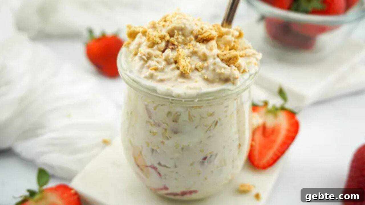 Strawberry Cheesecake Overnight Oats