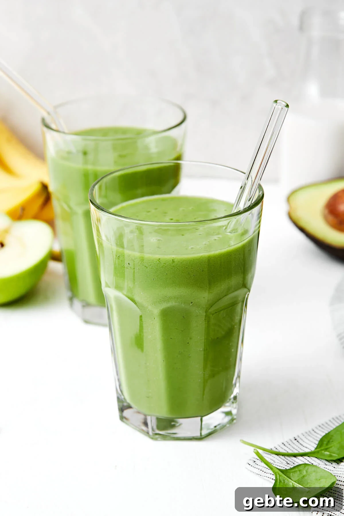 Top Anti-Inflammatory Drinks to Boost Immunity and Reduce Inflammation 5 Glasses of green smoothie.