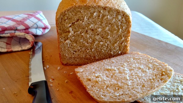 Oatmeal Bread Recipe for Bread Machines: Soft, Nutty Loaf 6 Bread Machine Oatmeal Bread