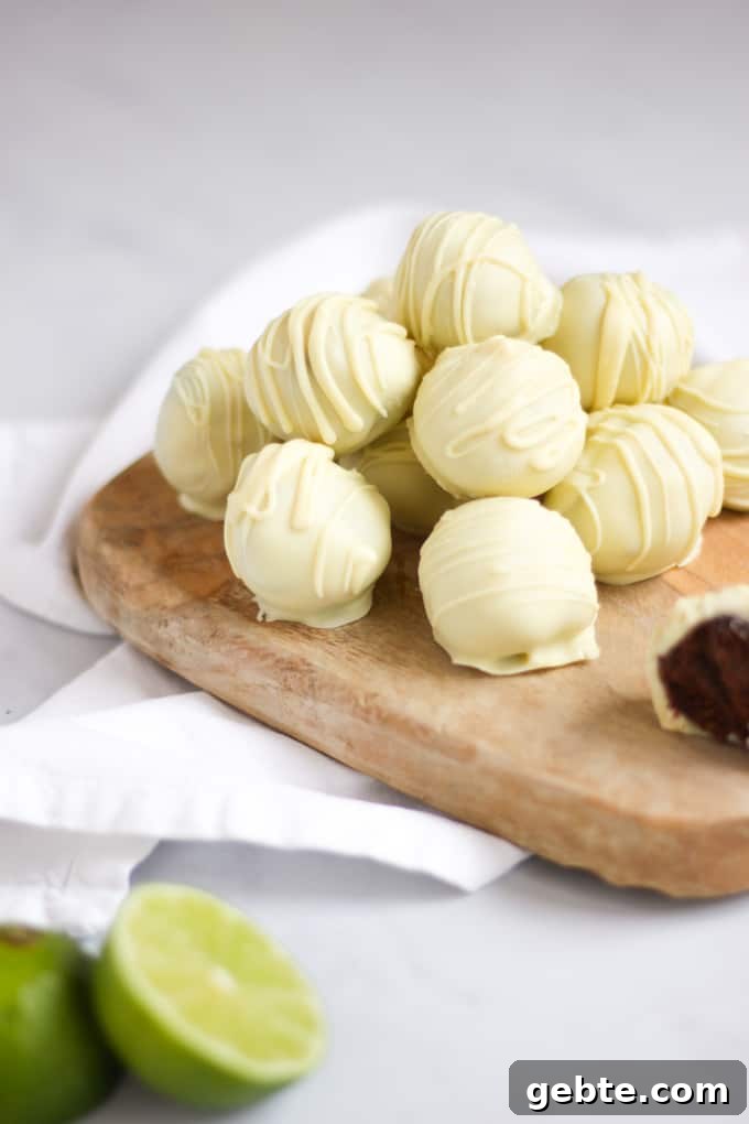 Gin and Tonic Truffles - the perfect homemade Christmas gift. Ideal for a gin or chocolate lover in your life!
