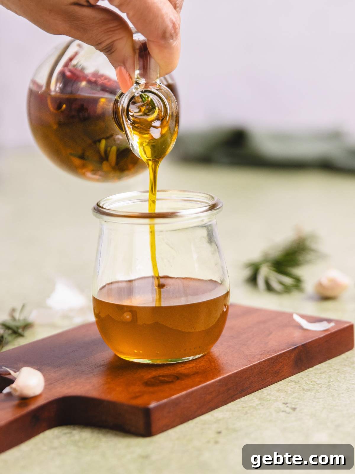 How to Make Garlic-Infused Olive Oil at Home 2 infused oil in a jar.