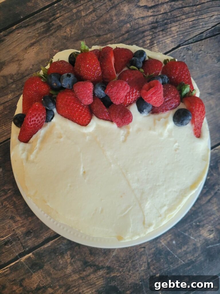 Berry Chantilly Cake: Light Cream Cake with Fresh Berries 11 finished berry chantilly cake