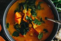 Creamy Curried Sweet Potato Soup Recipe for Cozy Dinners