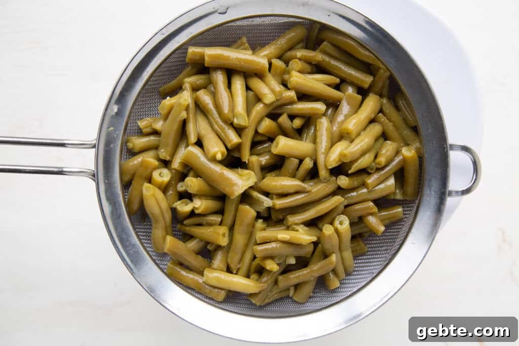 green beans in a colander.