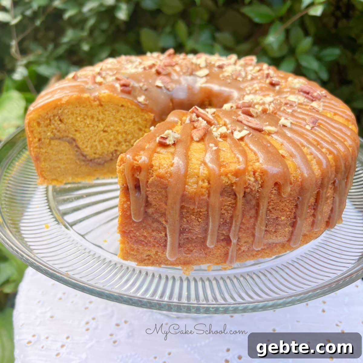 Pumpkin Snickerdoodle Bundt Cake